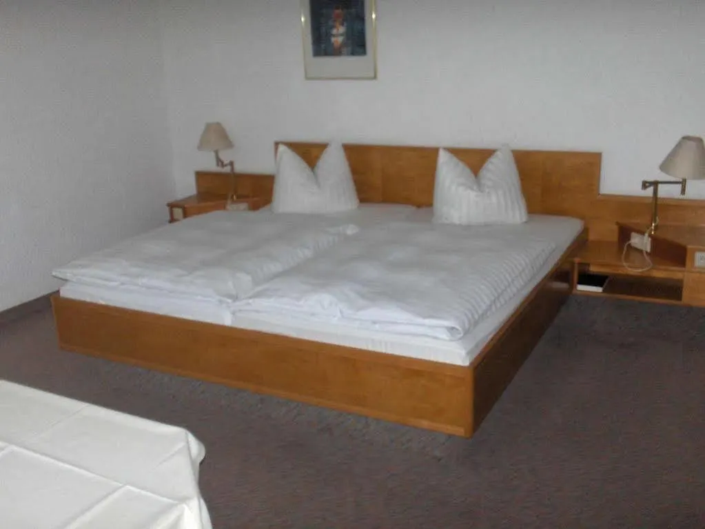Hotel Aichtaler Hof Groetzingen